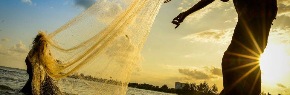 Atualizada regras para pesca de arrasto de praia com embarcações em SC