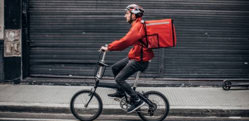 iFood registra 12 milhões de pedidos em fevereiro com IA proprietária