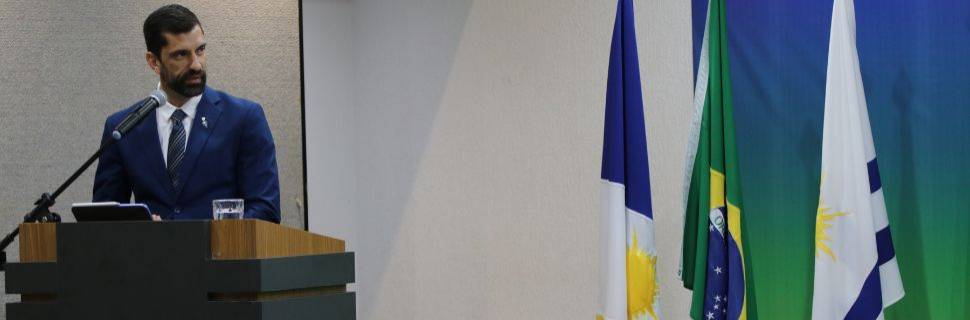 >Roberto Flores é novo chefe-geral da Embrapa e destaca parcerias Roberto Flores é novo chefe-geral da Embrapa e destaca parcerias