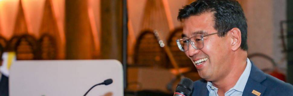 >ENTREVISTA: Reestruturação e desafios à frente da Abrasel-SP ENTREVISTA: Reestruturação e desafios à frente da Abrasel-SP