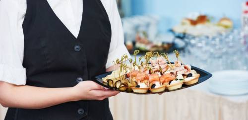 Food Service avança em janeiro, mas enfrenta desafios no consumo