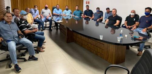 Acripar cria tabela de preços mínimos por altas da soja e milho