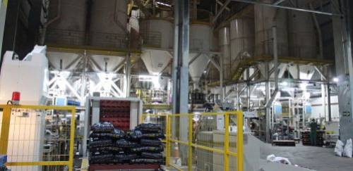 Tecnologias e novos produtos desenvolvem a tilapicultura mineira Tecnologias e novos produtos desenvolvem a tilapicultura mineira