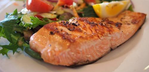 Você sabe quanto o brasileiro realmente come de pescado? Você sabe quanto o brasileiro realmente come de pescado?