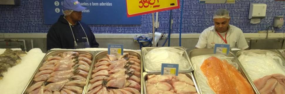 E-commerce alimentar dispara no Carrefour e GPA
