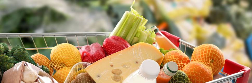 Consumo das famílias acelera 6,21% em março e fecha trimestre em alta