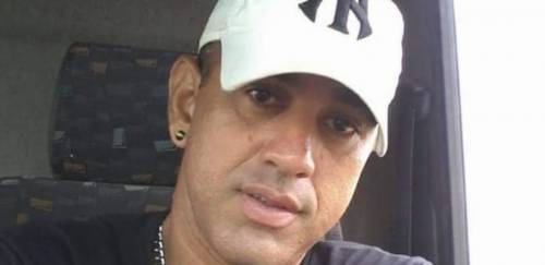 “Personagem” transporta larvas de camarão e se tornou referência “Personagem” transporta larvas de camarão e se tornou referência