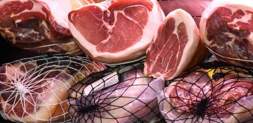 Produção mundial de carnes recuará meio por cento em 2020, segundo FAO Produção mundial de carnes recuará meio por cento em 2020, segundo FAO