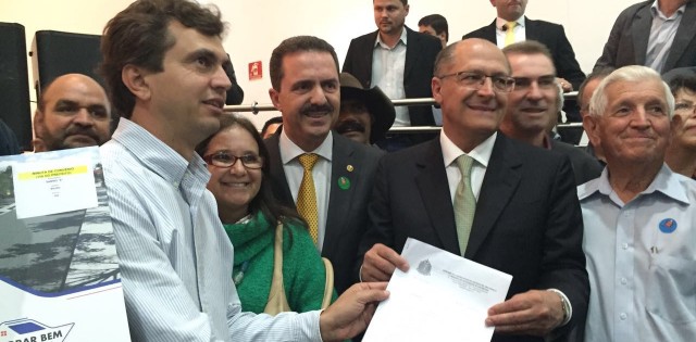 Após 4 anos de cobrança do setor, Alckmin vai assinar decreto que regulamenta piscicultura em SP