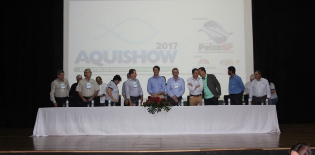 Reflexos do decreto de licenciamento e guerra fiscal pautam abertura da Aquishow 2017